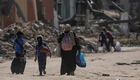 Israel ordena nuevas evacuaciones en Rafah y sigue bombardeando la zona