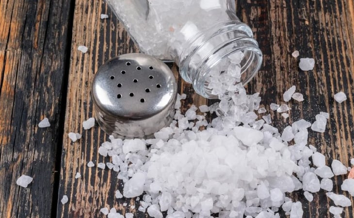 Consumo excesivo de sal aumenta riesgo de enfermedades cardiovasculares