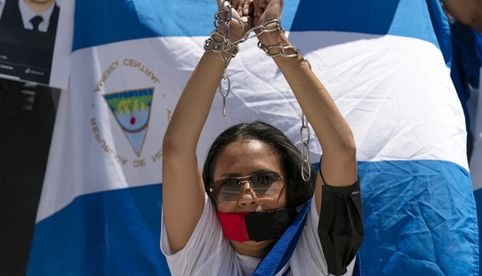 EU sanciona a decenas de funcionarios y empresas nicaragüenses por atacar los derechos humanos