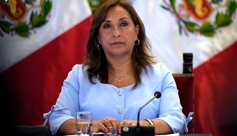 Presidenta de Perú, Dina Boluarte, acude a un nuevo interrogatorio por 'Rolexgate'