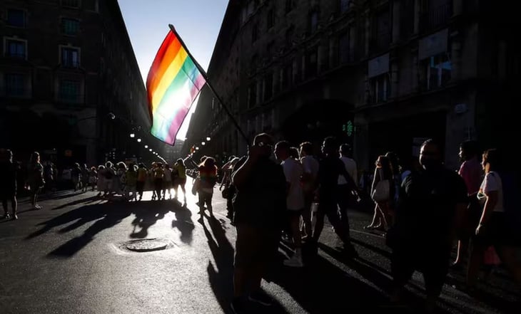 EU emite alerta de viaje mundial y advierte amenazas terroristas contra eventos LGBT