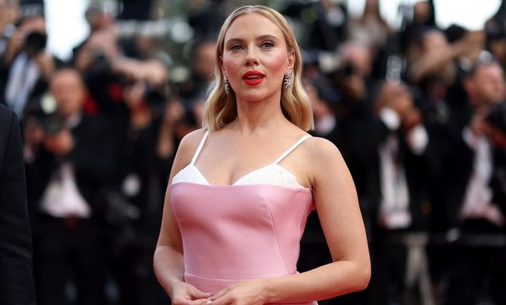 Scarlett Johansson se lanza contra empresa de IA por 'copiar' su voz