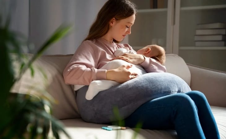 Leche materna: Un escudo natural para tu bebé y un regalo para ti