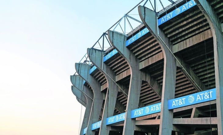 Titulares de palcos en el Estadio Azteca acusan discriminación de administrativos