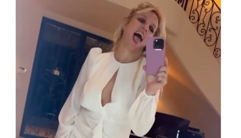 Britney Spears vuelve a aparecer desnuda, fans y Laura Bozzo lo lamentan