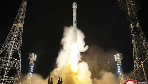 Corea del Norte anuncia fracaso del lanzamiento de un satélite espía