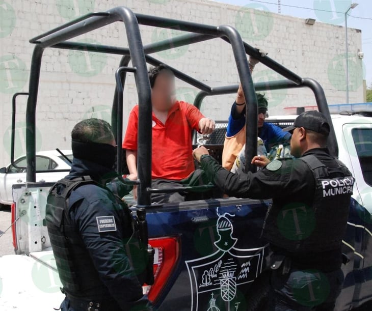 Dos individuos fueron detenidos por drogarse en la colonia San Isidro