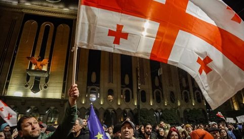 Parlamento de Georgia anula el veto presidencial a la ley sobre agentes extranjeros