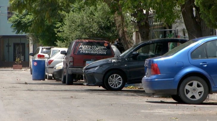 Alarma por robo de autos a punta de pistola al norte de Monterrey 