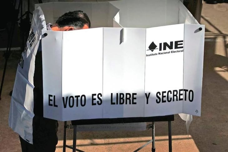 IEC e INE permiten uso de celulares el día de la elección