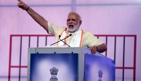 Primer ministro indio, va camino de su tercera victoria electoral, según sondeo a pie de urna