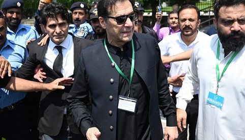 Tribunal de Pakistán anula sentencia contra el exprimer ministro Imran Khan por filtrar documentos oficiales