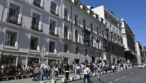 Casi 2 mil 500 mexicanos votaron presencialmente en Madrid tras ampliarse el plazo