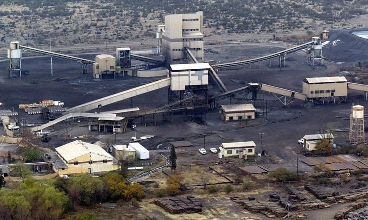 “Desaparece” la CFE 3 mil toneladas de carbón