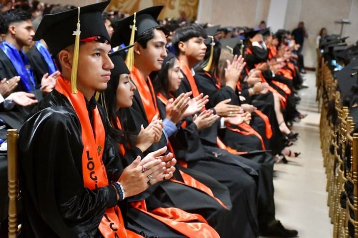 Ceremonias de graduación simples recomendadas por autoridades