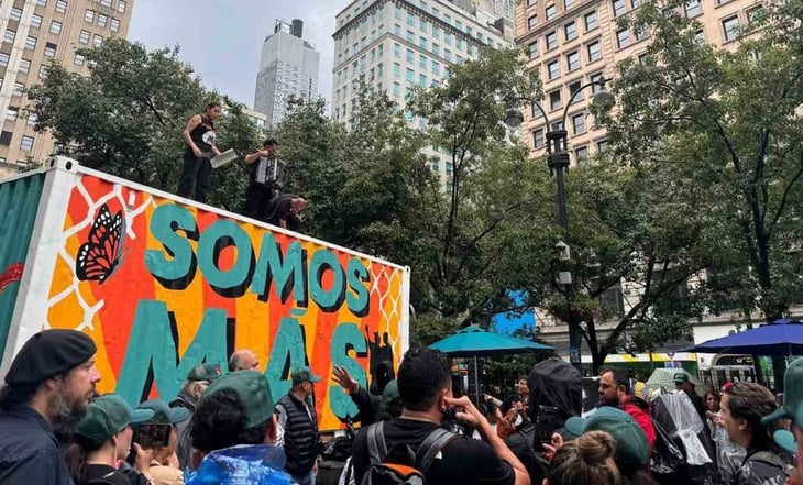 Cientos de inmigrantes jornaleros protestan en Nueva York por medidas que los discriminan