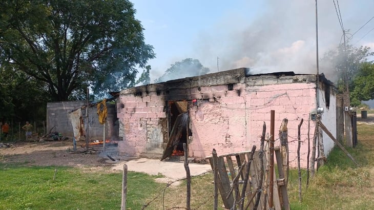 Dos incendios en casas habitación se registran en Múzquiz