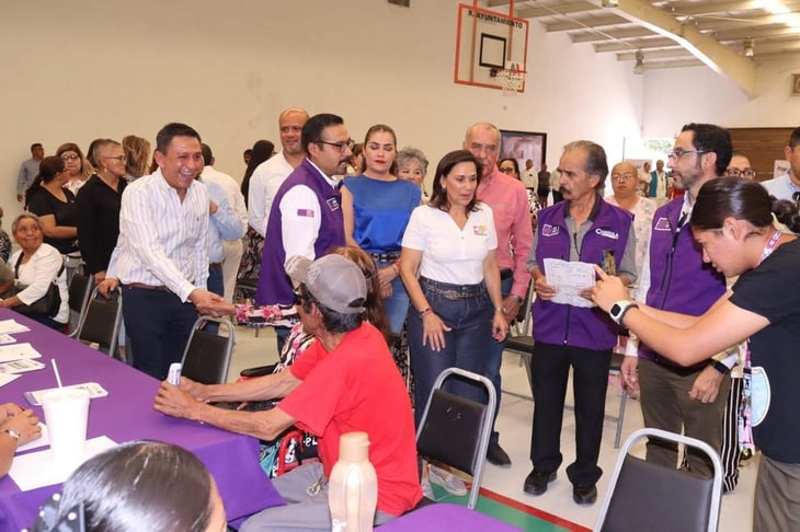 ÐIF Coahuila y SSa llevan atención médica a los adultos mayores