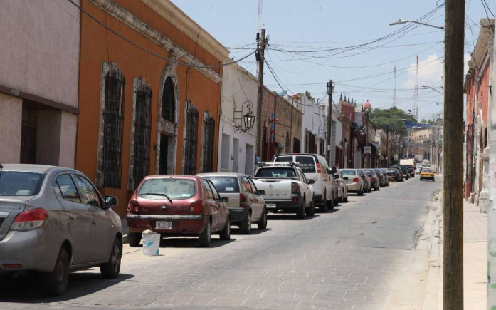 Cambian rutas de transporte urbano por obras en la calle General Cepeda de Saltillo