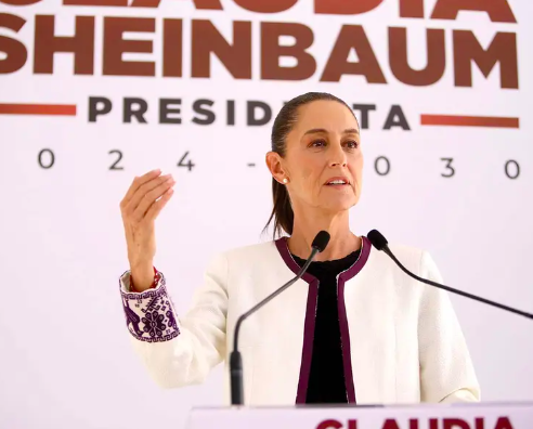 Claudia Sheinbaum anuncia millonario presupuesto para beca universal y apoyo a mujeres