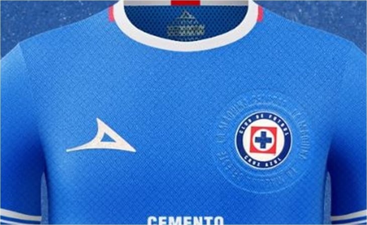 Filtran nueva playera de Cruz Azul para el Apertura 2024; tiene un toque retro