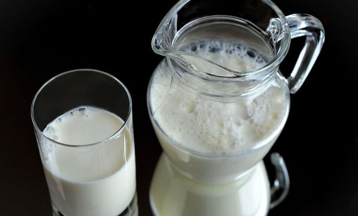 El tipo de leche que debes consumir porque ayuda en la salud digestiva y previene el estreñimiento