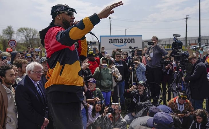 Trabajadores de Amazon se afilian al mayor sindicato del sector privado de Estados Unidos