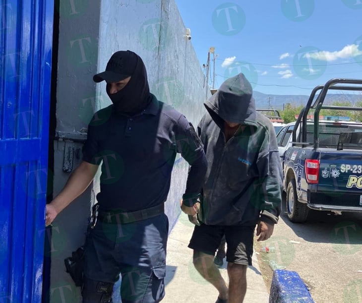Detienen a hombre por alterar el orden público en Oxxo de la colonia José de las Fuentes