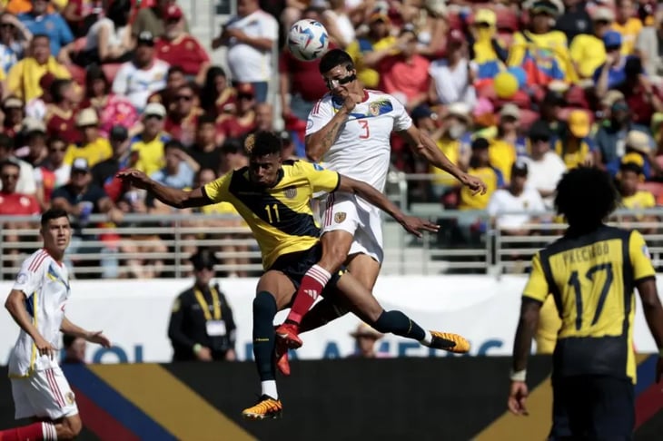 Gol de Eduard Bello da victoria a Venezuela sobre Ecuador