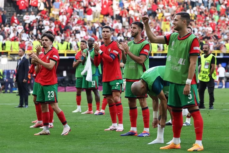Portugal golea a Turquía y sella su clasificación como primera de grupo