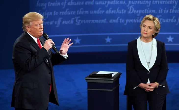 Hillary Clinton opina que debatir con Trump es 'una pérdida de tiempo'