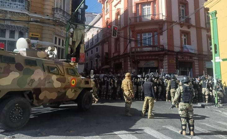 Embajada de México en Bolivia alerta por movilizaciones militares 