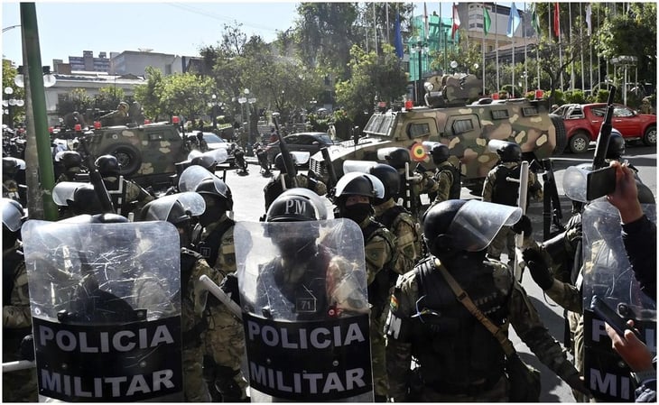 Exministro boliviano en EU tilda de 'autogolpe' los hechos en Bolivia