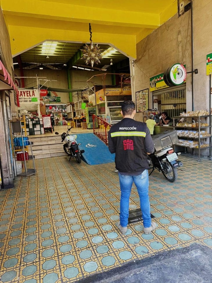 Inspectores Municipales visitan mercados de Torreón