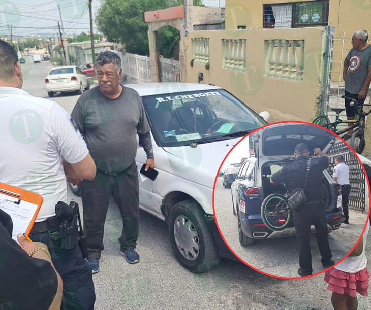 Niño en bicicleta se estrella contra taxi en Monclova 