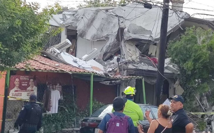 Explosión destruye casa, daña vehículos y deja 4 lesionados en Nuevo León 
