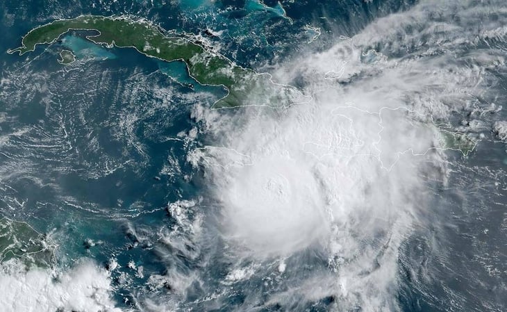 Beryl llegará a Jamaica con fuerza de huracán mayor y amenaza a México y Belice