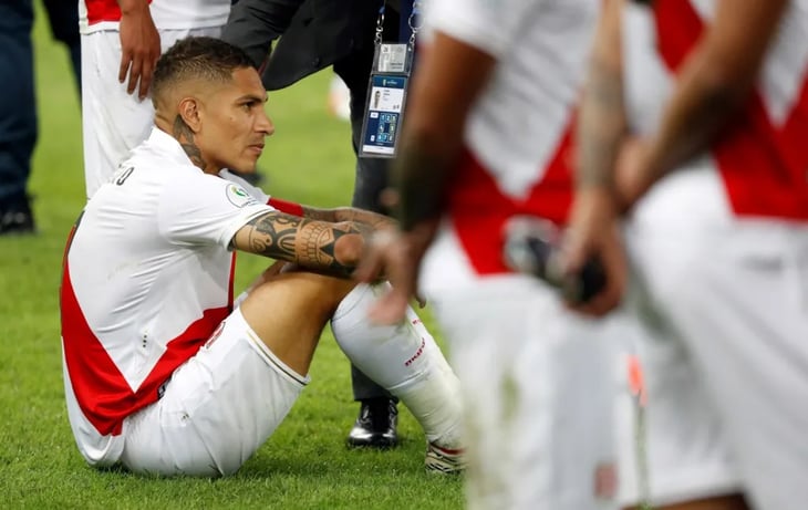 Paolo Guerrero se declara “apenado, triste y frustrado” tras la eliminación de Perú