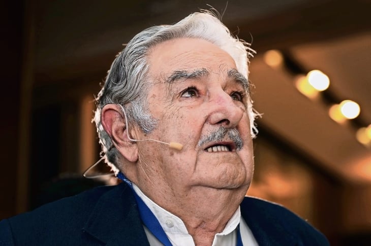 Expresidente José Mujica pasa por 'el momento más difícil' de su terapia contra el cáncer, dice su esposa