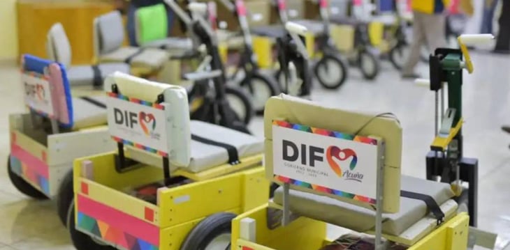 Carritos para personas con discapacidad por parte de DIF Acuña