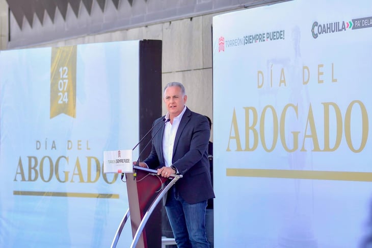 Alcalde de Torreón elogia la dedicación y entrega del gremio de abogados