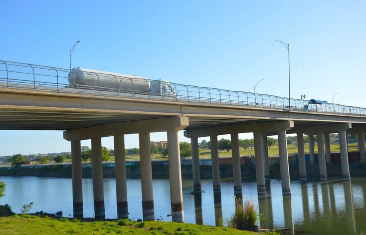 Optimización de la seguridad en el transporte de pipas por el puente