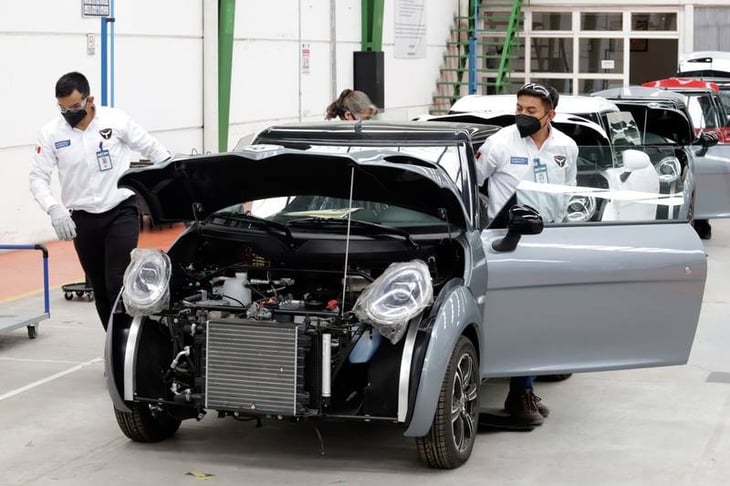 Aumenta 1600% producción de autos eléctricos en México