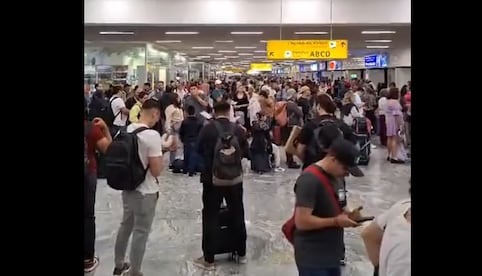 Reportan caos en Aeropuerto de Guadalajara por apagón informático mundial