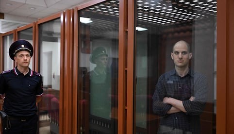 Rusia sentencia al periodista Evan Gershkovich por espionaje