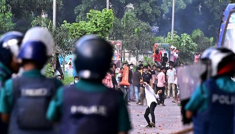 Manifestaciones en Bangladesh dejan al menos 105 muertos en una semana