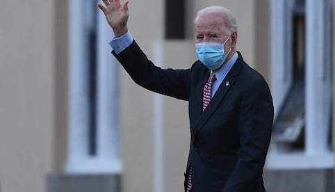 Síntomas de Covid-19 de Biden han 'mejorado significativamente'
