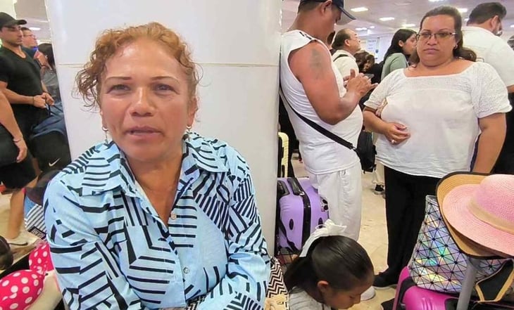 Pasajeros siguen varados en Aeropuerto de Cancún por fallo informático