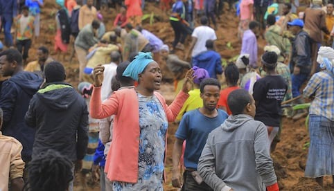 Suman 220 muertos por deslizamientos de tierra en el sur de Etiopía