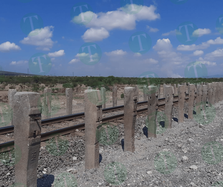 Ferromex refuerza seguridad del paso de trenes con Barrera de protección